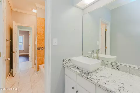 Bath - 116 Hickory Gln, Madison, MS 39110 photo 10 of 13