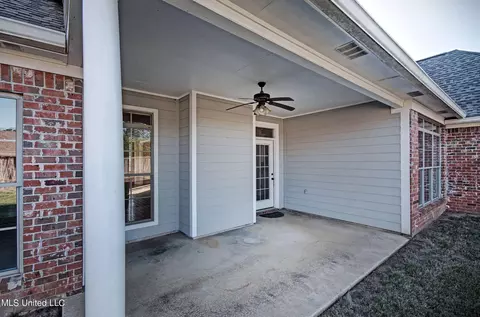 Exterior - 149 Willow Crest Cir, Brandon, MS 39047 photo 4 of 6