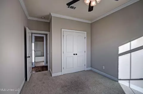 Bedroom - 149 Willow Crest Cir, Brandon, MS 39047 photo 2 of 2