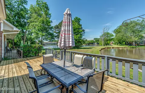 Exterior - 109 Northpointe Pkwy, Jackson, MS 39211 photo 6 of 12