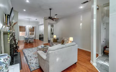 Living - 109 Northpointe Pkwy, Jackson, MS 39211 photo 3 of 5