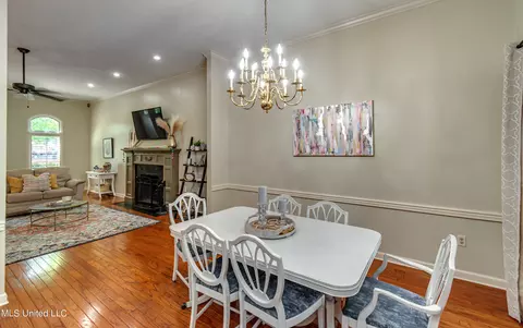 Dining - 109 Northpointe Pkwy, Jackson, MS 39211 photo 1 of 3