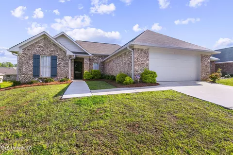 Exterior - 1530 Arcadia Ln, Brandon, MS 39042 photo 3 of 9