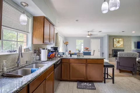 Kitchen - 26133 Airey Tower Rd, Saucier, MS 39574 photo 3 of 4