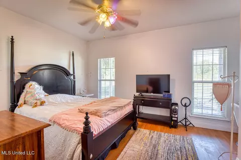 Bedroom - 9474 Dunn Rd, Moss Point, MS 39562 photo 4 of 4
