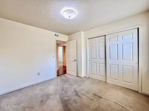 Bedroom - 116 Villa Way, Clinton, MS 39056 photo 2 of 4