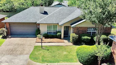 Exterior - 116 Villa Way, Clinton, MS 39056 photo 3 of 11