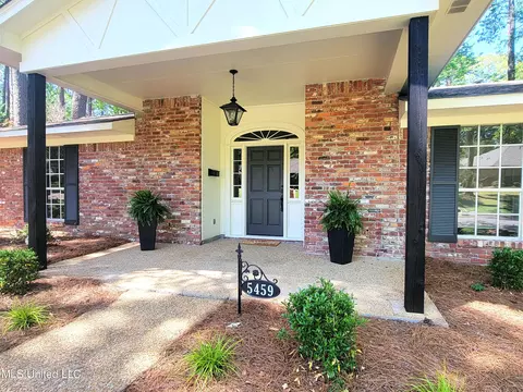 Exterior - 5459 Red Fox Rd, Jackson, MS 39211 photo 2 of 10
