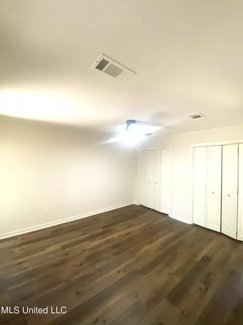 Bedroom - 5459 Red Fox Rd, Jackson, MS 39211 photo 1 of 4
