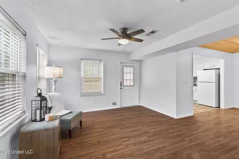 825 Harbor Bend Dr, Brandon, MS 39047 photo 7
