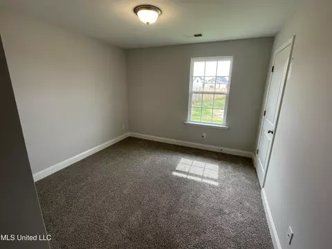 1691 Cambria Dr, Southaven, MS 38671