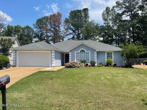 858 Riverchase Dr, Brandon, MS 39047