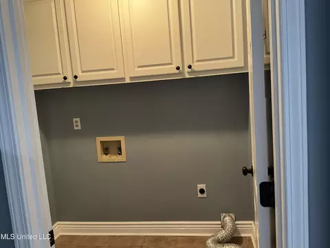 Other - 858 Riverchase Dr, Brandon, MS 39047 photo 5 of 6