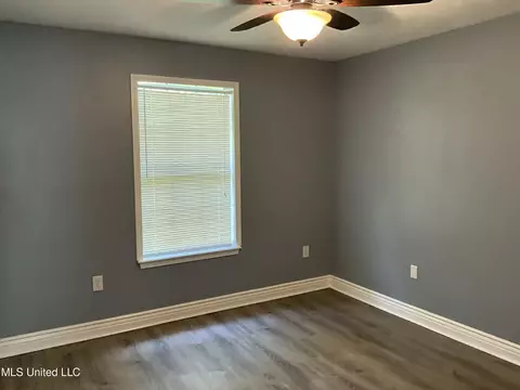 Bedroom - 858 Riverchase Dr, Brandon, MS 39047 photo 3 of 3