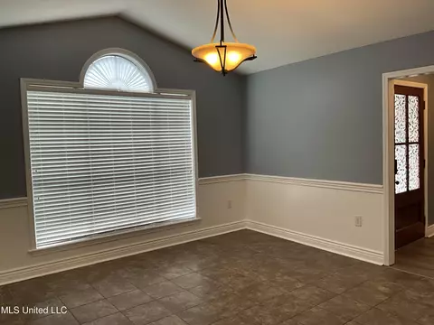 Other - 858 Riverchase Dr, Brandon, MS 39047 photo 2 of 6