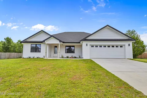 12515 Windance Dr, Gulfport, MS 39503