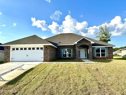 6212 Saphire Ln, Biloxi, MS 39532