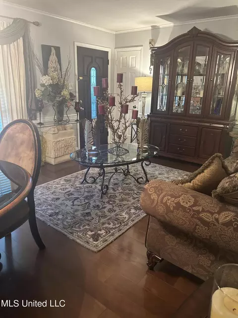 Dining - 5785 E Sedgwick Ct, Jackson, MS 39211 photo 3 of 3