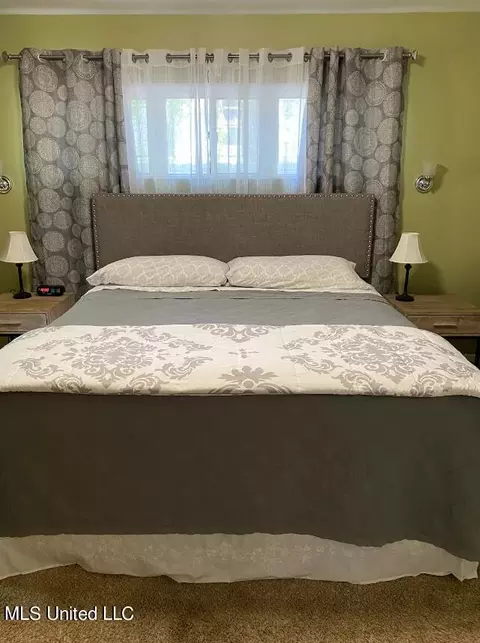 Bedroom - 378 Naples Rd, Jackson, MS 39206 photo 5 of 6
