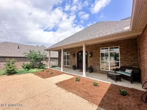 Other - 515 Springhill Xing, Brandon, MS 39047 photo 1 of 3