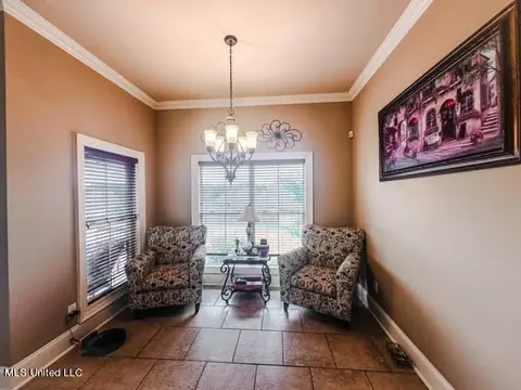 Entry Way - 515 Springhill Xing, Brandon, MS 39047 photo 3 of 3