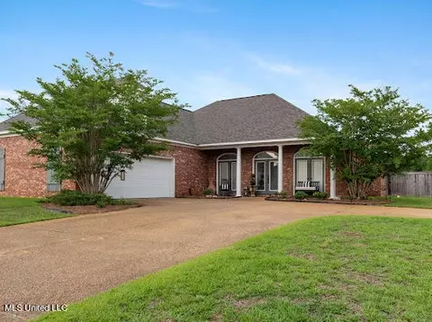 800 Highland Ct, Brandon, MS 39047