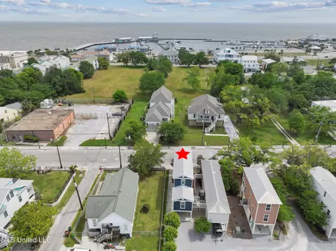 View/Area - 215 E Second St #1-A, Pass Christian, MS 39571 photo 1 of 4
