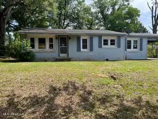 1016 E Howard St, Centreville, MS 39631