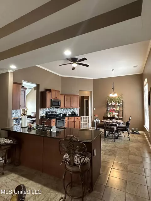 13477 Berkstone Loop, Olive Branch, MS 38654 photo 5
