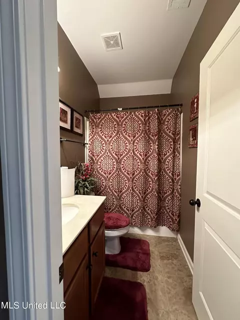 13477 Berkstone Loop, Olive Branch, MS 38654 photo 12