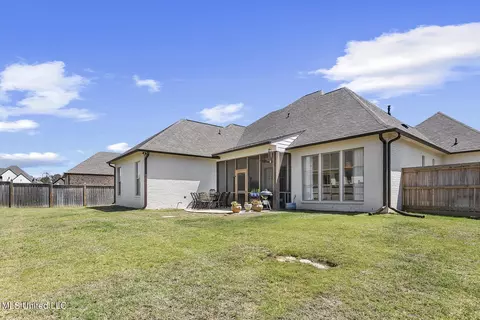 Exterior - 469 Brazos Dr, Brandon, MS 39047 photo 6 of 6