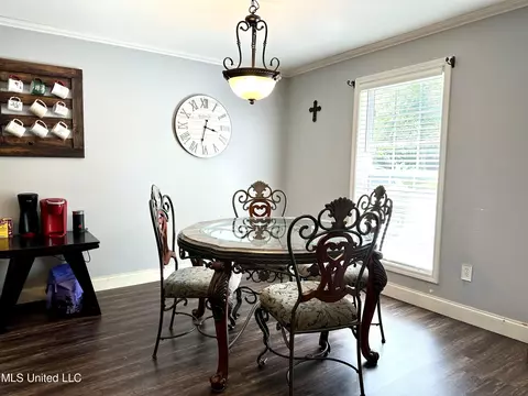 Dining - 121 Dick Kennedy Rd, Picayune, MS 39466 photo 1 of 1