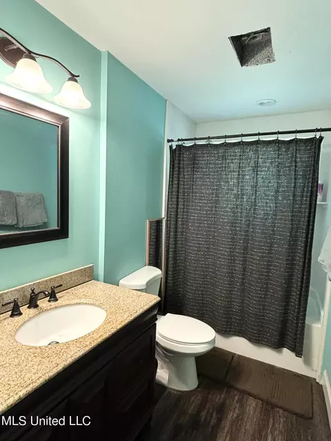 Bath - 121 Dick Kennedy Rd, Picayune, MS 39466 photo 1 of 3