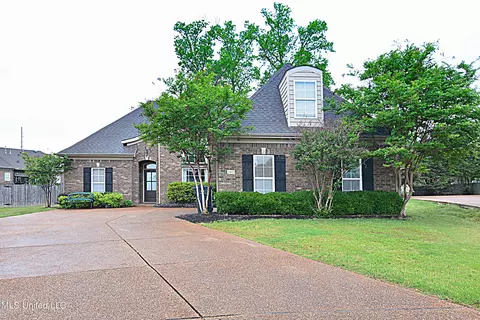 1437 W Notting Hill Cv, Hernando, MS 38632