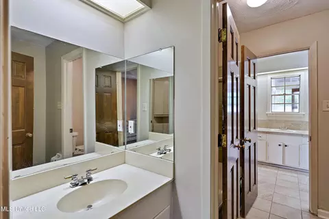 3431 Dundee Ln, Jackson, MS 39212 photo 16
