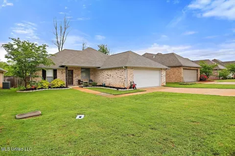 640 Greenfield Ridge Dr, Brandon, MS 39042
