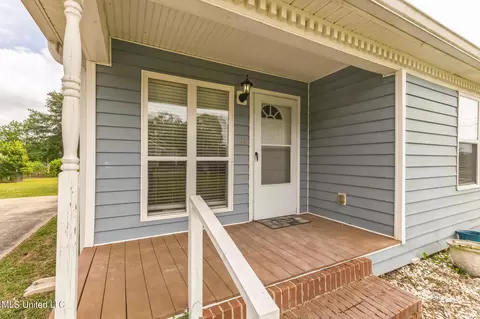 Exterior - 19611 Brighton Dr, Saucier, MS 39574 photo 2 of 5
