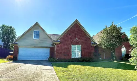 775 Northwood Hills Dr, Hernando, MS 38632
