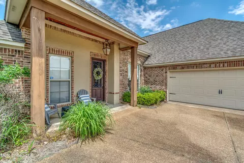 606 Bauxite Cv, Brandon, MS 39047 photo 4
