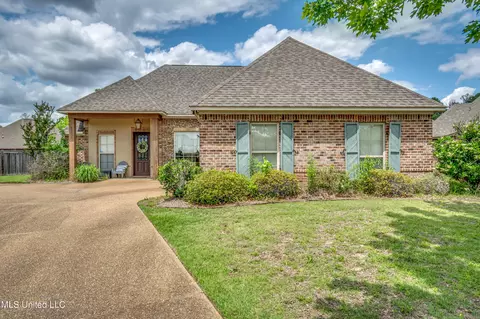 606 Bauxite Cv, Brandon, MS 39047 photo 2