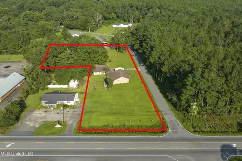 View/Area - 7524 Frank Griffin Rd, Moss Point, MS 39563 photo 3 of 4