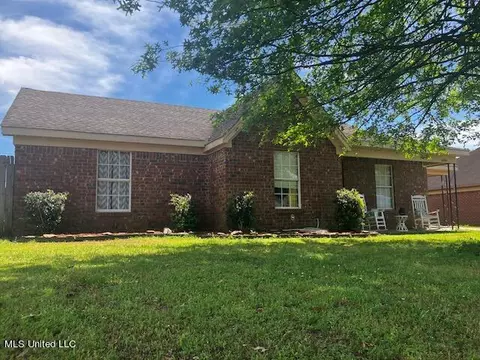 6070 Brooks Cv, Olive Branch, MS 38654