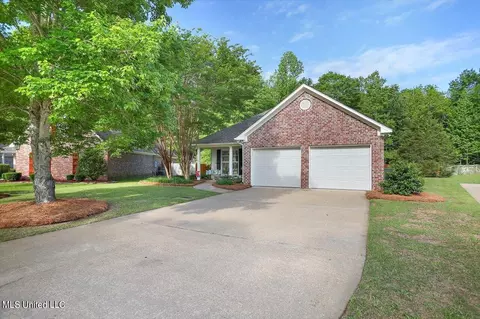 219 E Towne, Brandon, MS 39042 photo 3