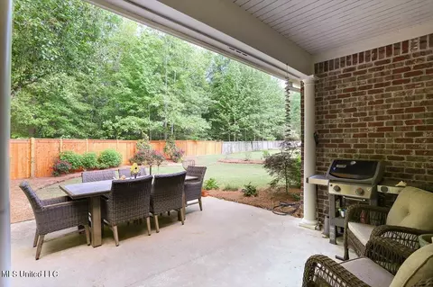219 E Towne, Brandon, MS 39042 photo 26