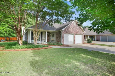 219 E Towne, Brandon, MS 39042