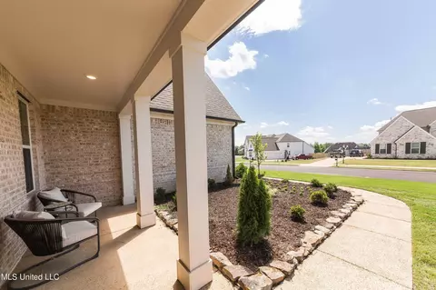 13828 High Fields Way, Olive Branch, MS 38654 photo 6