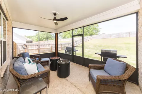 13828 High Fields Way, Olive Branch, MS 38654 photo 37