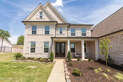13828 High Fields Way, Olive Branch, MS 38654 photo 5