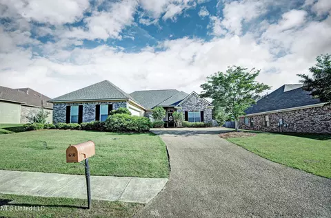 618 Huntington Dr, Brandon, MS 39047