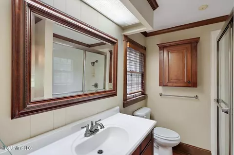 Bath - 162 Parks Rd, Jackson, MS 39212 photo 1 of 7